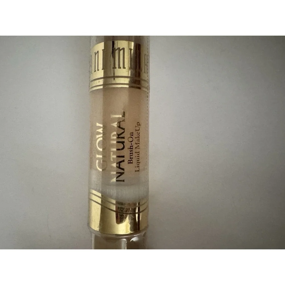 Milani Glow Natural Brush-On Liquid Makeup – Fair to Light 01